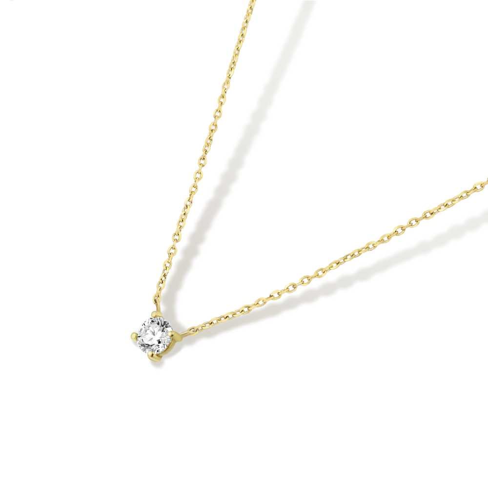 Round solitaire necklace